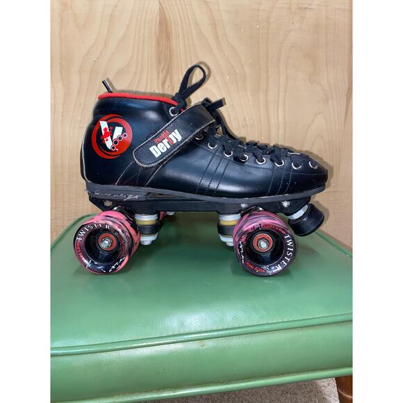 VNLA Renegade Roller Derby Skates - Picture 1 of 12